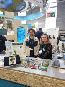 Marielle Brunette et Killian Baué sur le stand INRAE au Salon Internationale de l'Agriculture 2026 Marielle Brunette et Killian Baué sur le stand INRAE au Salon Internationale de l'Agriculture 2026